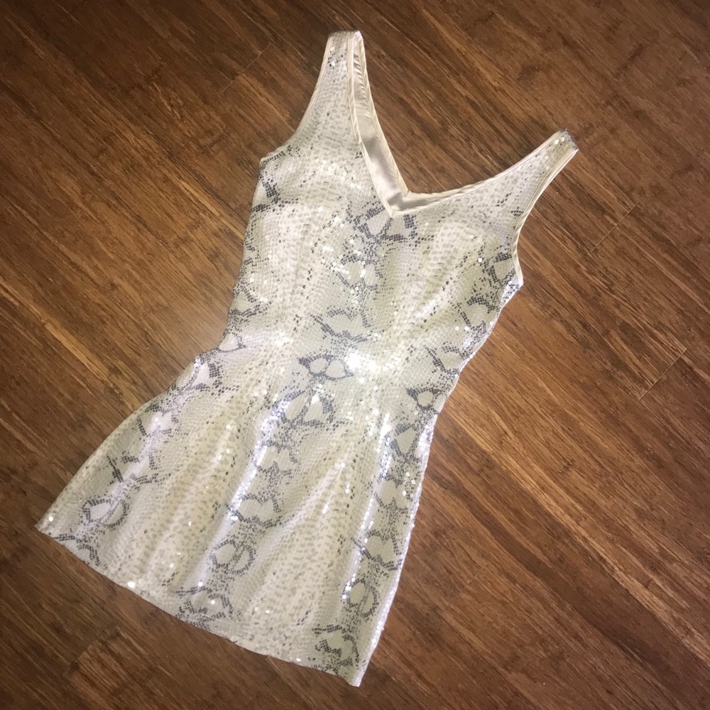 Gianni Bini Snake skin mini dress in XS
